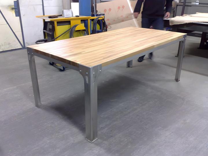 Fabrication de meubles industriels Mazamet